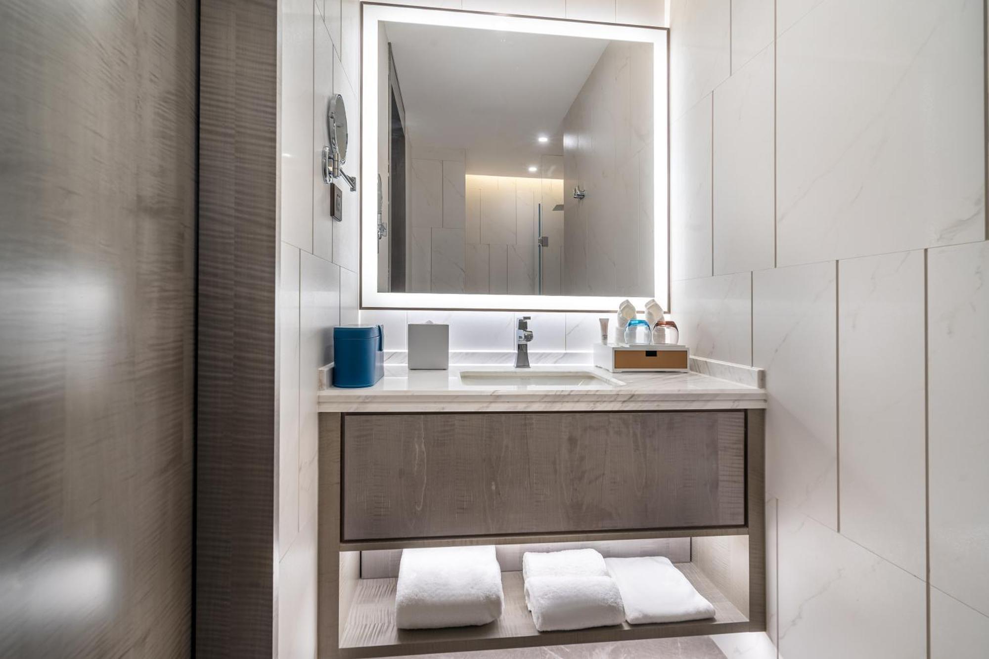 Hyatt Place Linyi People Square Экстерьер фото
