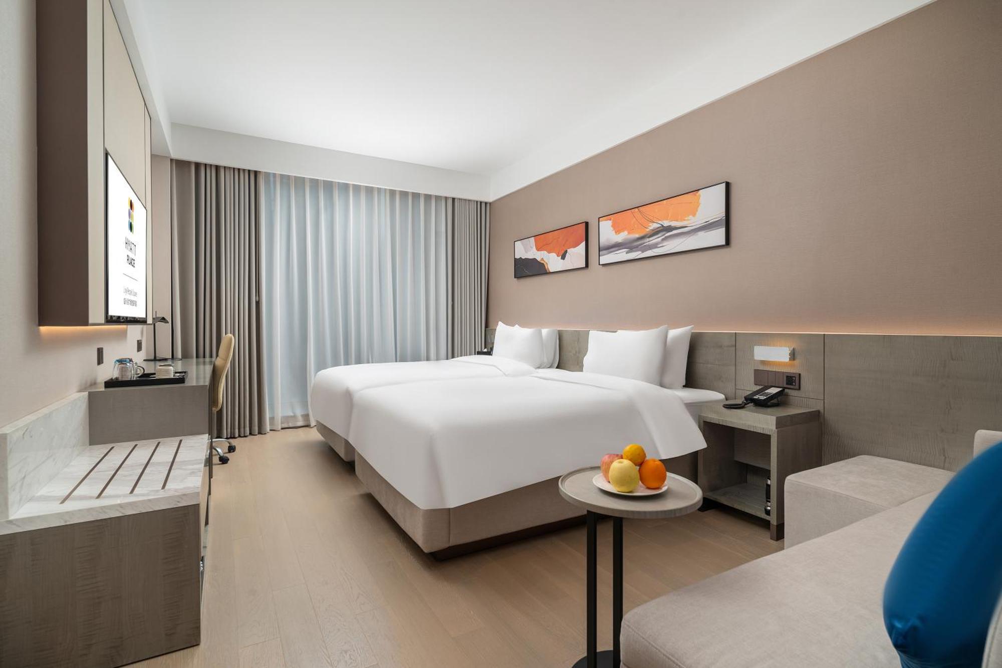 Hyatt Place Linyi People Square Экстерьер фото