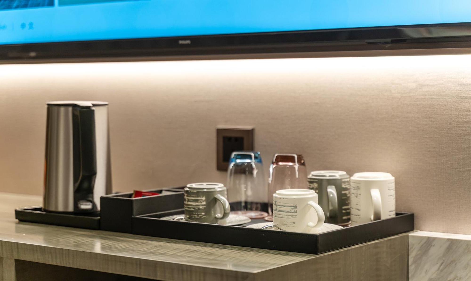 Hyatt Place Linyi People Square Экстерьер фото